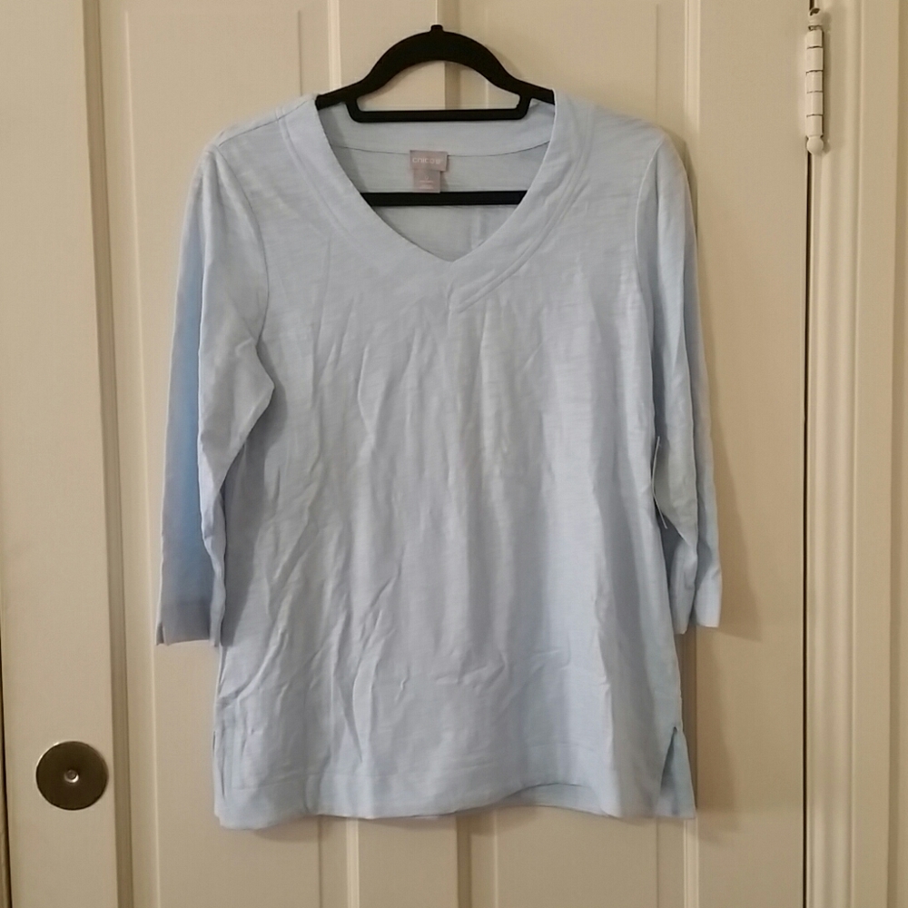 NWT.Chico's 3/4 Sleeve V Neck Top. Size S.